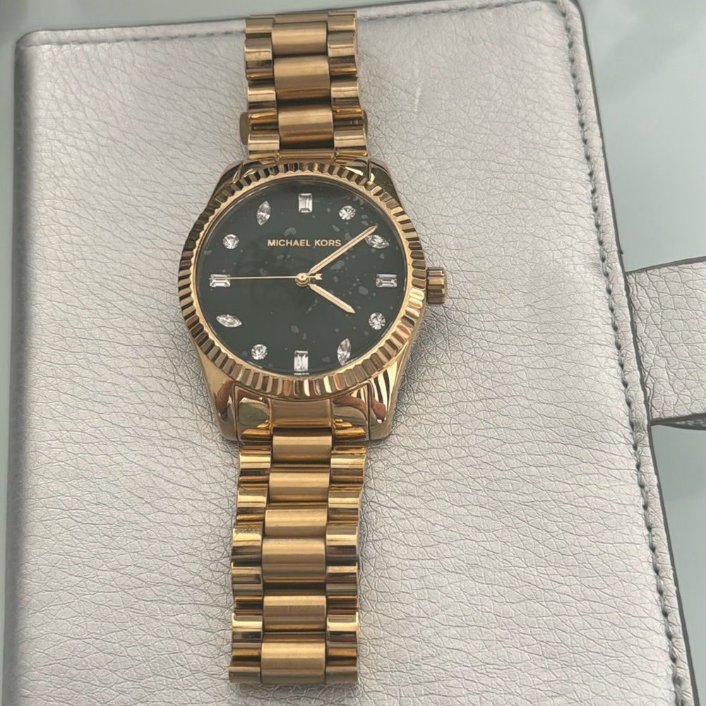 Pre loved Michael kors gold watch